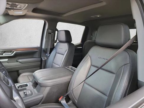 Used 2024 GMC Sierra 1500 Denali AWD/4WD image 14