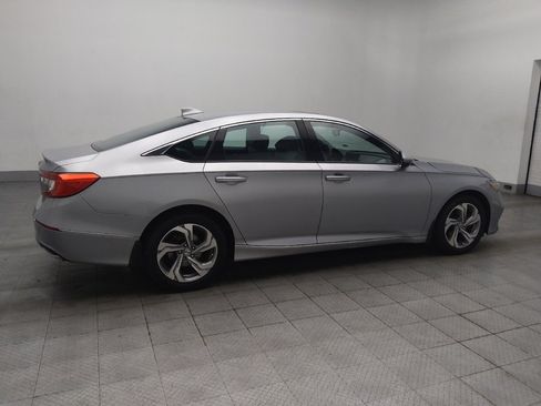 Used 2019 Honda Accord EX image 10