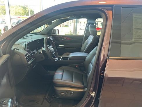 New 2026 Chevrolet Traverse RS w/ LPO, Floor Liner Package image 14