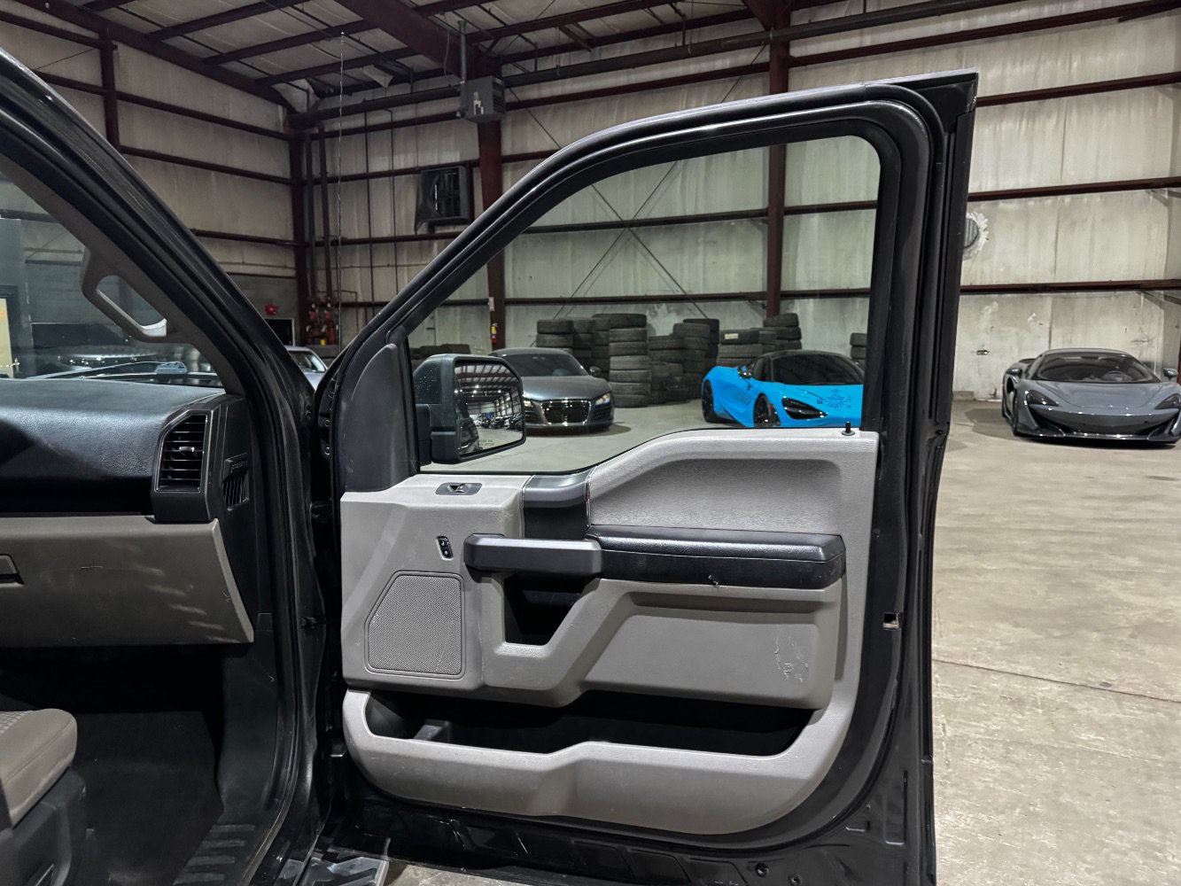 Used 2020 Ford F150 XLT w/ Equipment Group 302A Luxury AWD/4WD image 24