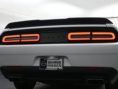 Used 2022 Dodge Challenger R/T w/ Blacktop Package image 10
