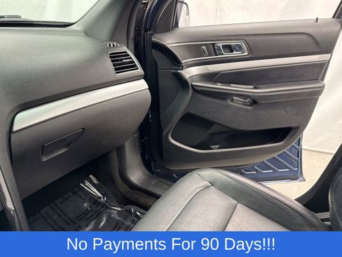 Used 2016 Ford Explorer XLT w/ Equipment Group 202A AWD/4WD image 20