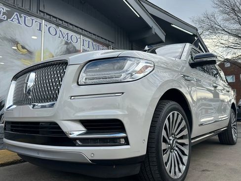 Used 2019 Lincoln Navigator Reserve w/ Cargo Package image 4