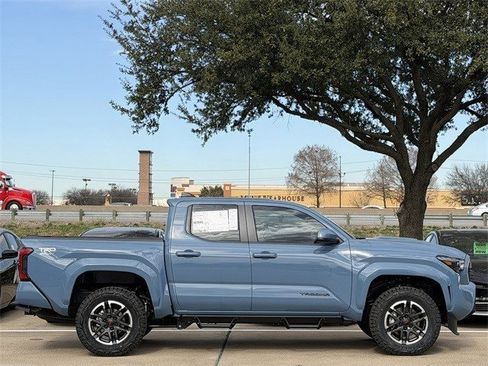 New 2026 Toyota Tacoma SR5 image 3