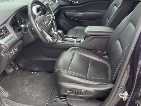 Used 2019 GMC Acadia SLT image 3