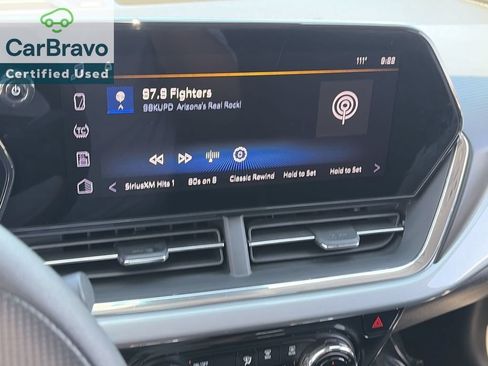 Certified 2025 Chevrolet Trax LT w/ Sunroof Package FWD image 24
