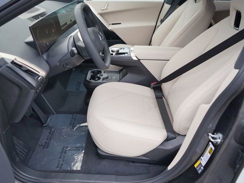 New 2026 BMW iX xDrive45 w/ Premium Package image 10