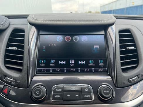 Used 2018 Chevrolet Impala LS image 32