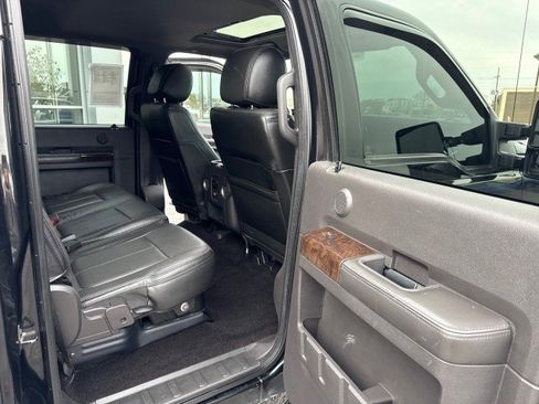 Used 2015 Ford F250 Platinum image 30