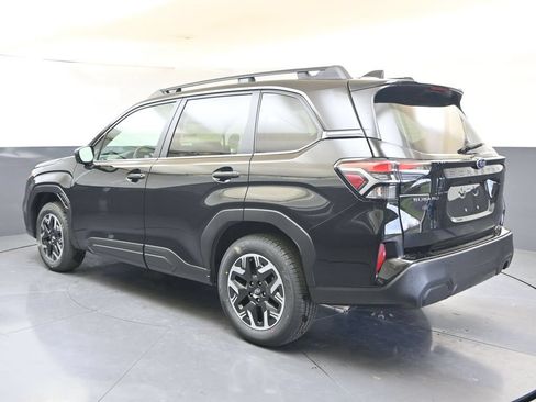 Used 2026 Subaru Forester Premium AWD/4WD image 3