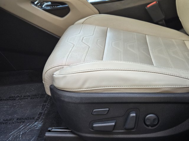 Certified 2022 Kia Telluride SX w/ SX Prestige Package AWD/4WD image 31