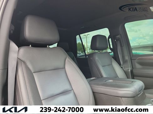 Used 2022 Chevrolet Tahoe Z71 image 10