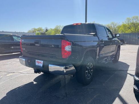 Used 2015 Toyota Tundra SR5 w/ SR5 Upgrade Package AWD/4WD image 3