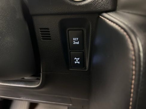 Used 2023 Lexus GX 460 Premium image 19