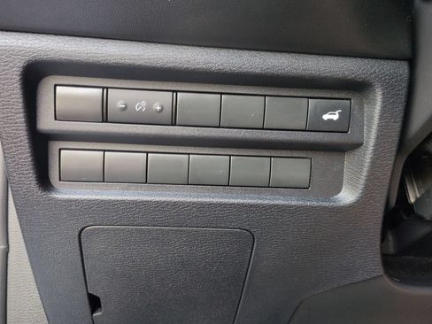 Used 2023 Mitsubishi Outlander SE Black Edition AWD/4WD image 22