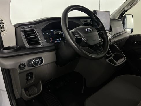Used 2023 Ford Transit 350 XLT image 21