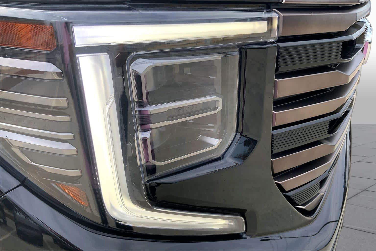Used 2022 GMC Sierra 1500 AT4X AWD/4WD image 26