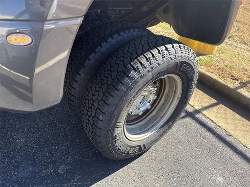 Used 2021 Ford F350 XL w/ STX Appearance Package image 16