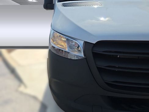 New 2025 Mercedes-Benz Sprinter 2500 image 9