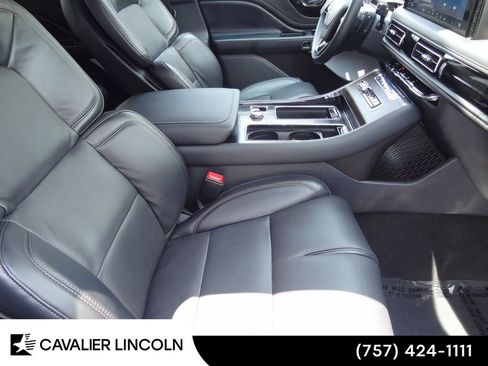 Used 2026 Lincoln Aviator Reserve AWD/4WD image 21