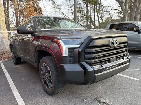 Used 2024 Toyota Tundra SR image 4