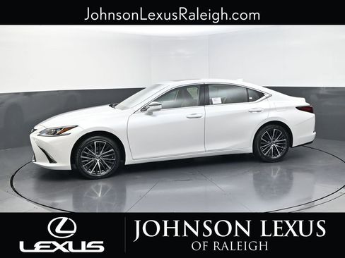 New 2025 Lexus ES 350 w/ Premium Package image 2