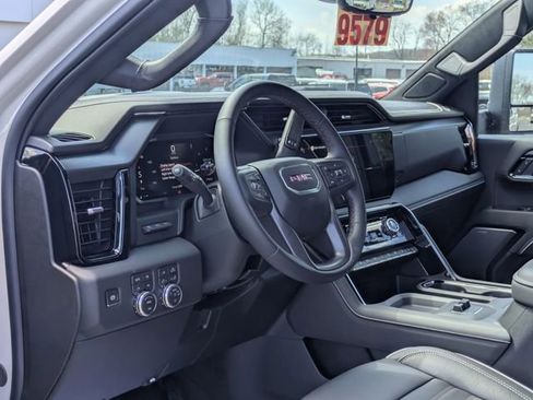New 2026 GMC Sierra 2500 AT4X AWD/4WD image 14