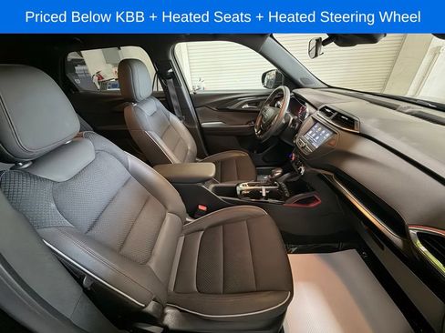Used 2023 Chevrolet TrailBlazer RS FWD image 19