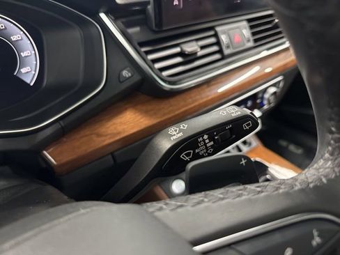 Used 2023 Audi Q5 2.0T Prestige w/ Prestige Package image 42