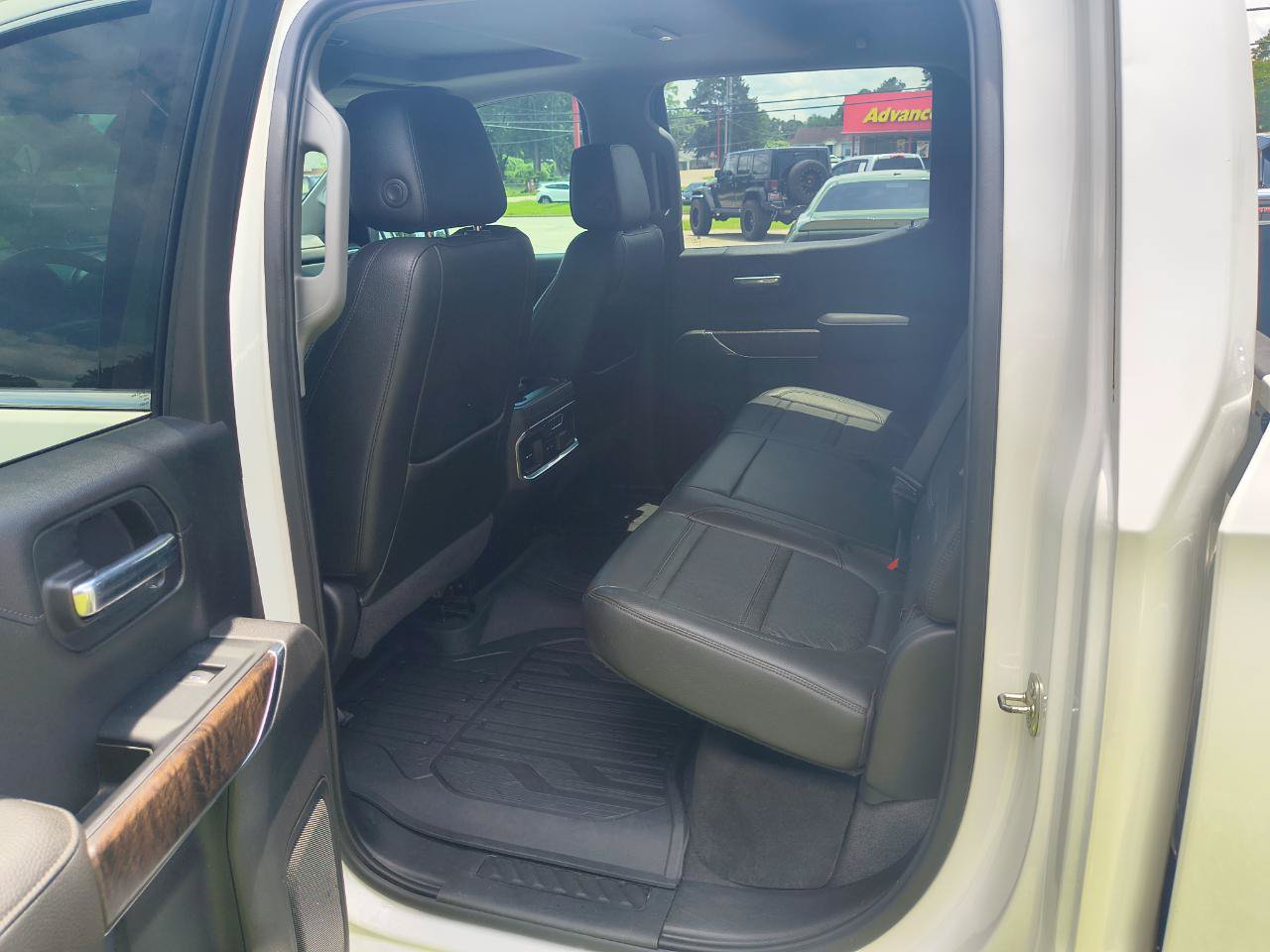 Used 2019 GMC Sierra 1500 Denali w/ Denali Ultimate Package AWD/4WD image 13