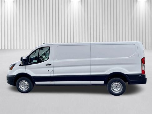 New 2024 Ford Transit 250 Low Roof RWD image 8