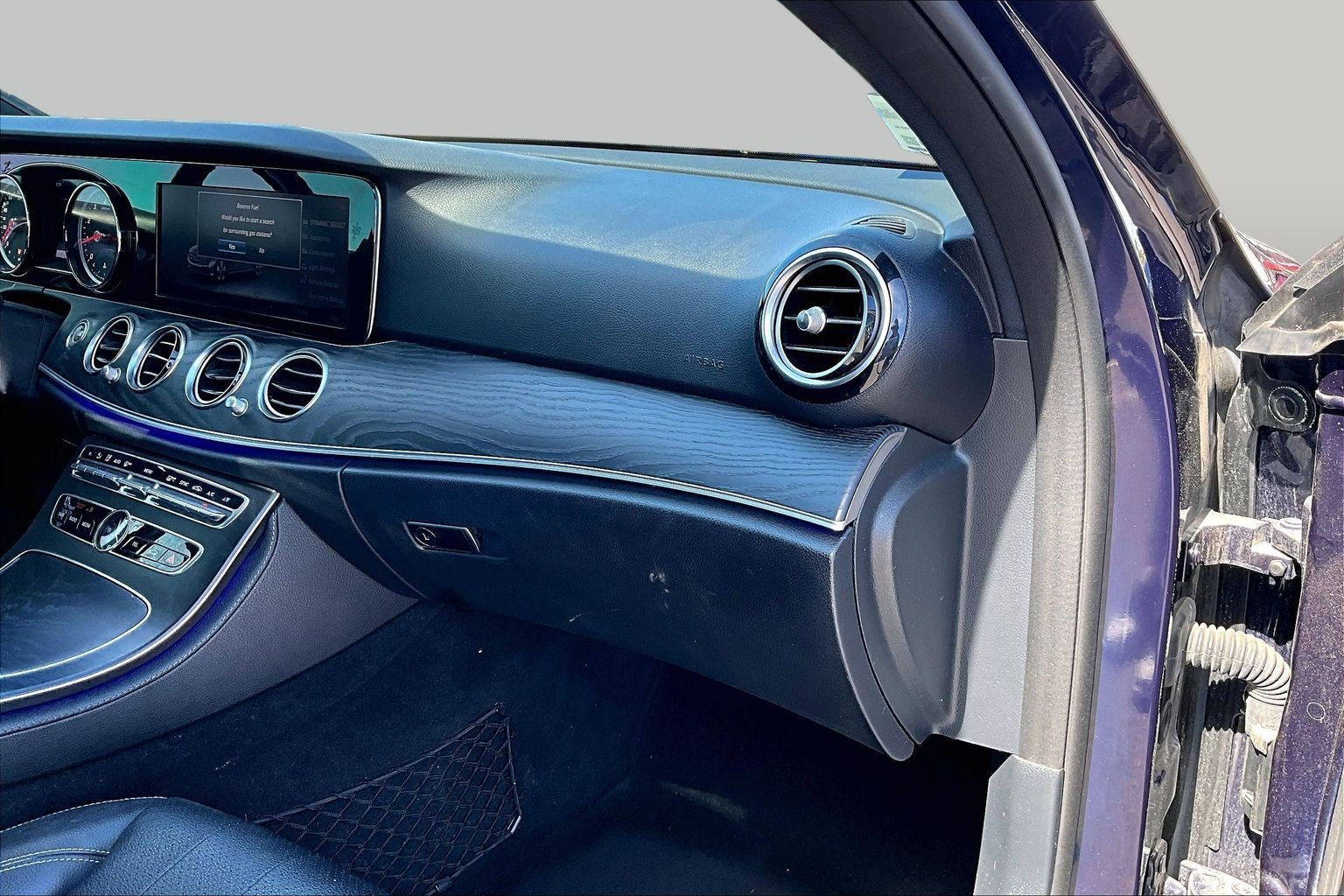 Used 2018 Mercedes-Benz E 300 w/ AMG Line Exterior image 10