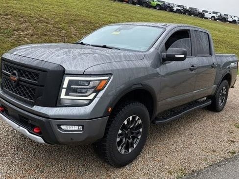 Used 2021 Nissan Titan PRO-4X w/ Pro-4x Convenience Package AWD/4WD image 1