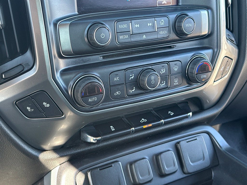 Used 2018 Chevrolet Silverado 1500 LT w/ All Star Edition AWD/4WD image 35