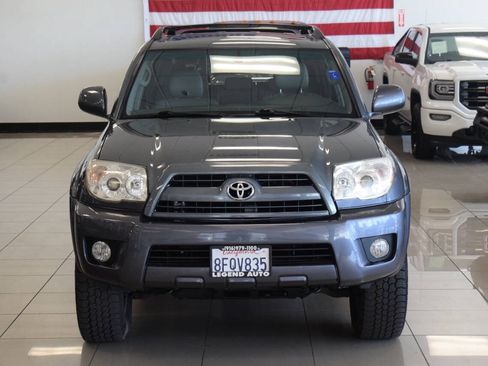 Used 2007 Toyota 4Runner Limited AWD/4WD image 9