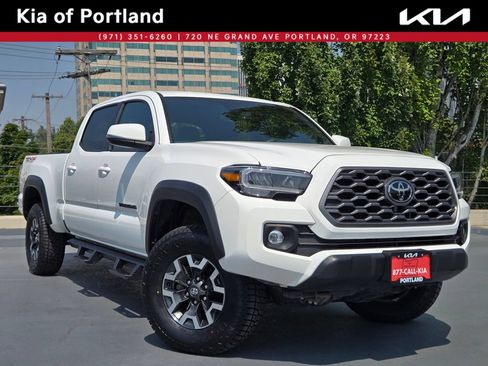 Used 2023 Toyota Tacoma TRD Off-Road w/ Black Out Package (TMS) AWD/4WD image 1