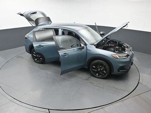 Used 2023 Honda HR-V Sport image 47