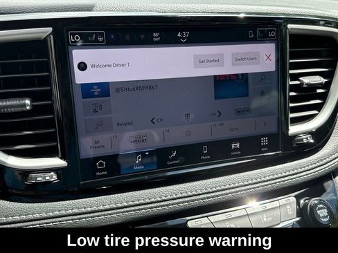 New 2026 Chrysler Pacifica Select image 12