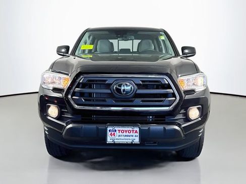 Certified 2019 Toyota Tacoma SR5 AWD/4WD image 11