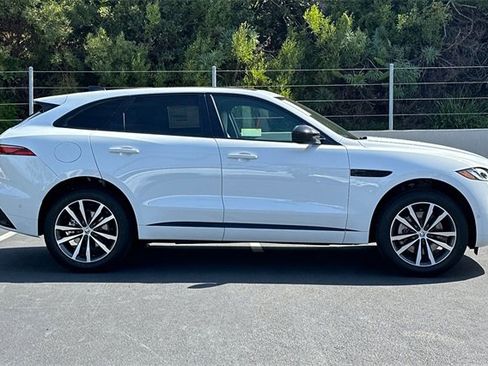 New 2026 Jaguar F-PACE R-Dynamic S image 6