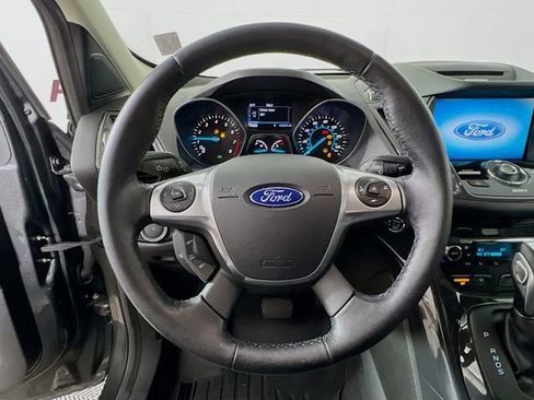 Used 2015 Ford Escape Titanium image 12