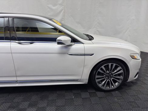 Used 2017 Lincoln Continental Reserve w/ Technology Package image 9