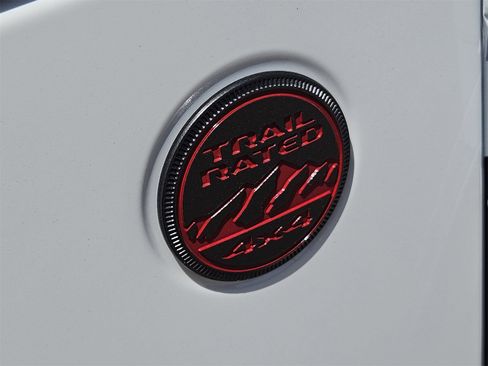 New 2025 Jeep Gladiator Rubicon w/ Convenience Group image 13