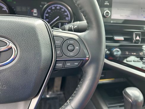 Used 2021 Toyota Camry XSE w/ Cold Weather Package image 21