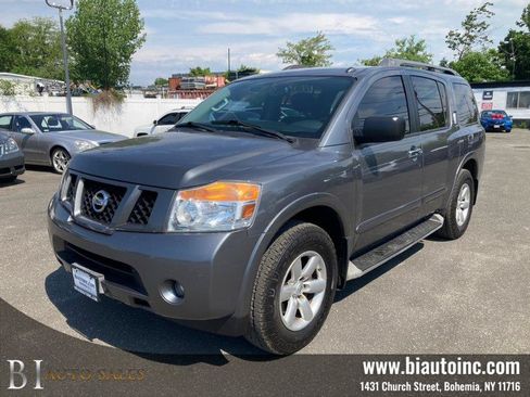 Used 2015 Nissan Armada SV AWD/4WD image 1