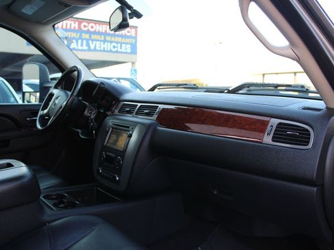 Used 2011 GMC Sierra 2500 SLT w/ SLT Convenience Package image 23