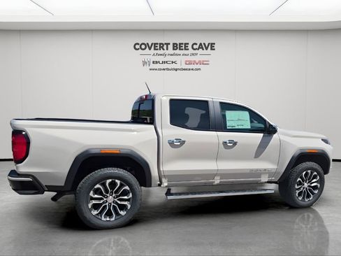 New 2026 GMC Canyon Denali image 10