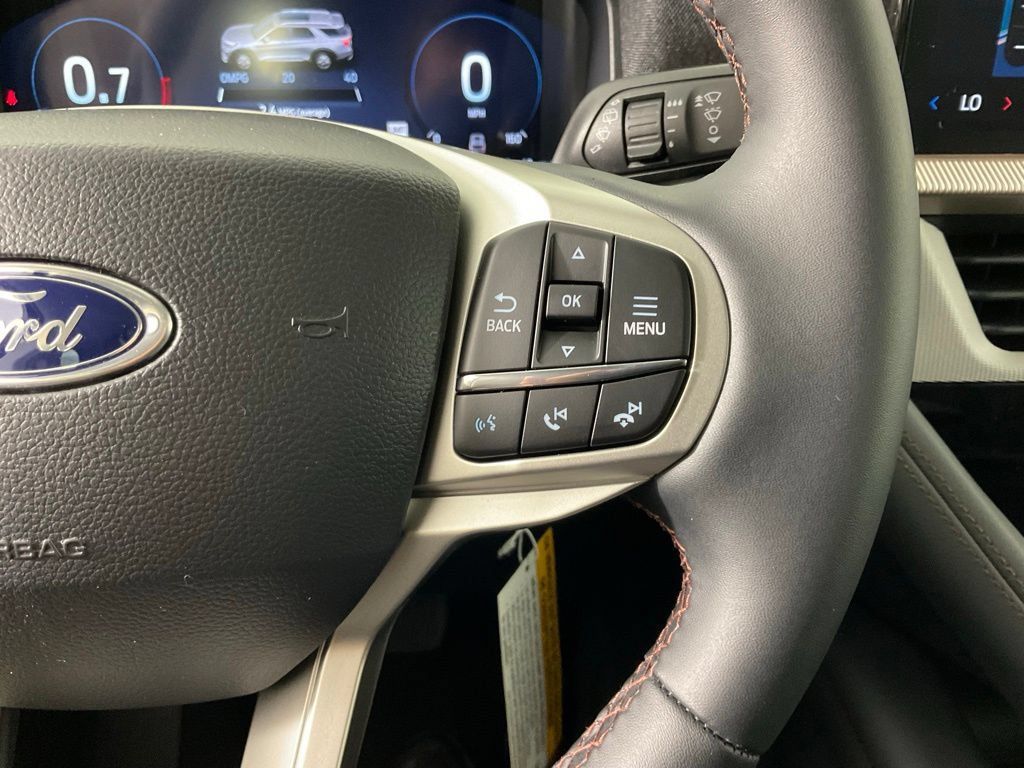 New 2026 Ford Explorer Active AWD/4WD image 26