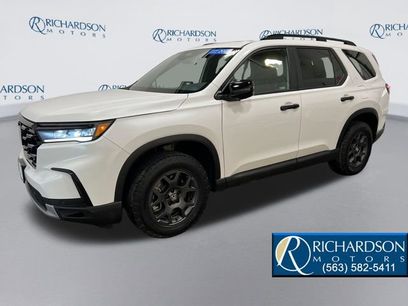 Used 2025 Honda Pilot TrailSport