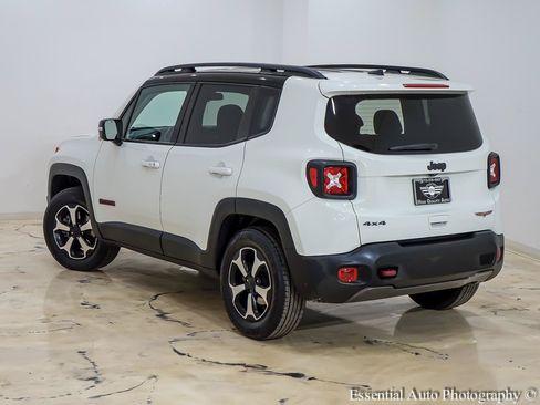 Used 2019 Jeep Renegade Trailhawk w/ Cold Weather Group II AWD/4WD image 10